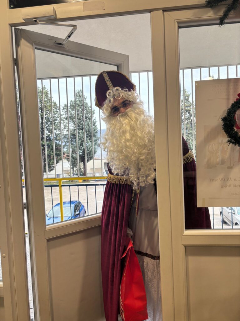 Sveti Nikola razveselio naše učenike!